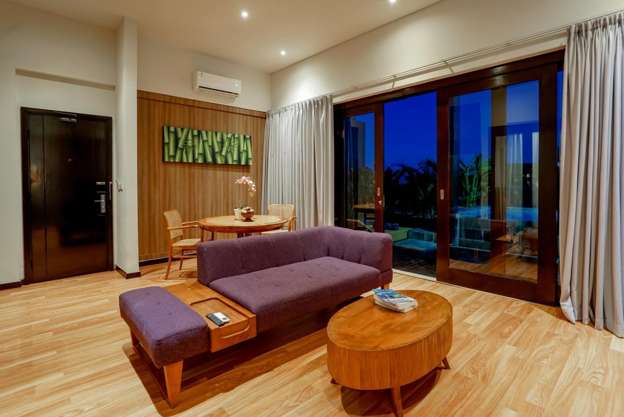 The Kirana Canggu Hotel Exterior foto